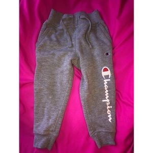 Champion Toddler joggers size 2T